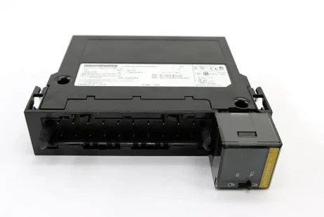 Allen Bradley 1756-OF8 ControlLogix Analog Output Module, Tam sim no / Voltage, 8 Points (20 Pin), Series A